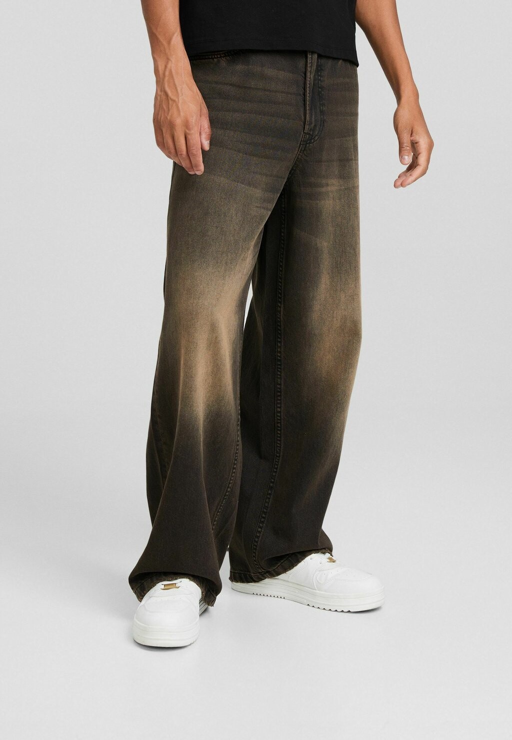 

Широкие джинсы Super Baggy Bershka, черные (размер EUR 34)