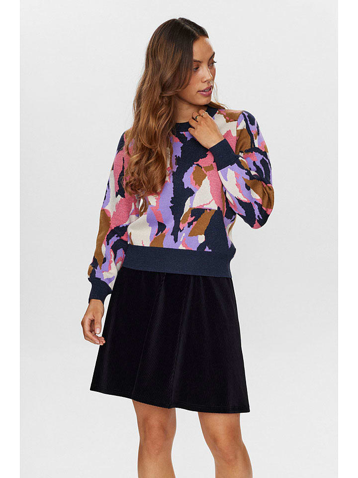 

Пуловер NÜMPH Pullover Conelle, цвет Schwarz/Bunt
