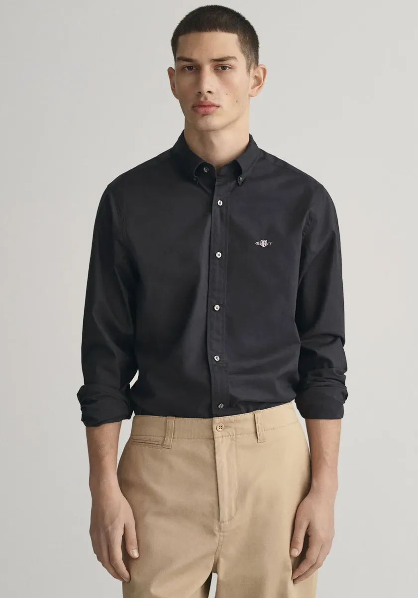 

Рубашка Gant с длинными рукавами "Slim Fit Poplin Shirt, легкий хлопок, износостойкая, легкая в уходе", с классической вышивкой логотипа на груди, черный