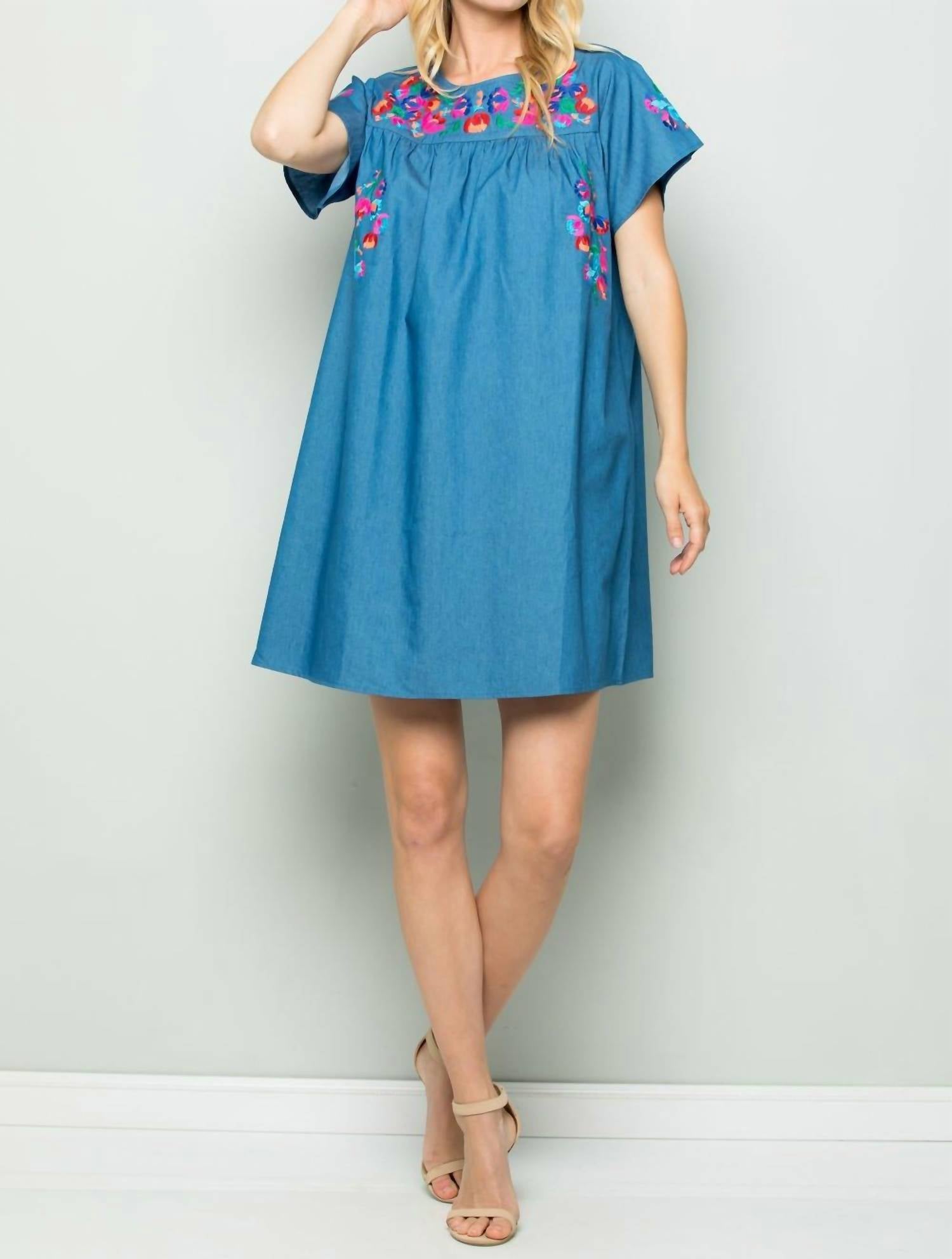

Платье с вышивкой Take It Easy из шамбре SEE AND BE SEEN, цвет chambray