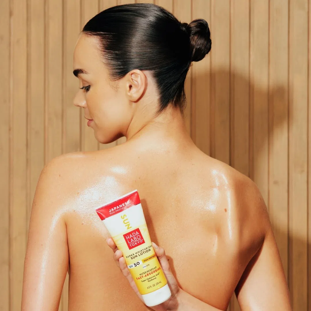 Солнцезащитный лосьон для тела SPF 50 от Hada Labo Tokyo Hada Labo Tokyo — фото 4
