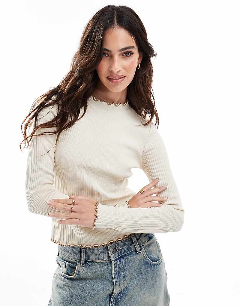 

Vero Moda – Топ кремово-белого цвета с длинными рукавами в рубчик и светло-коричневыми контрастными полосками