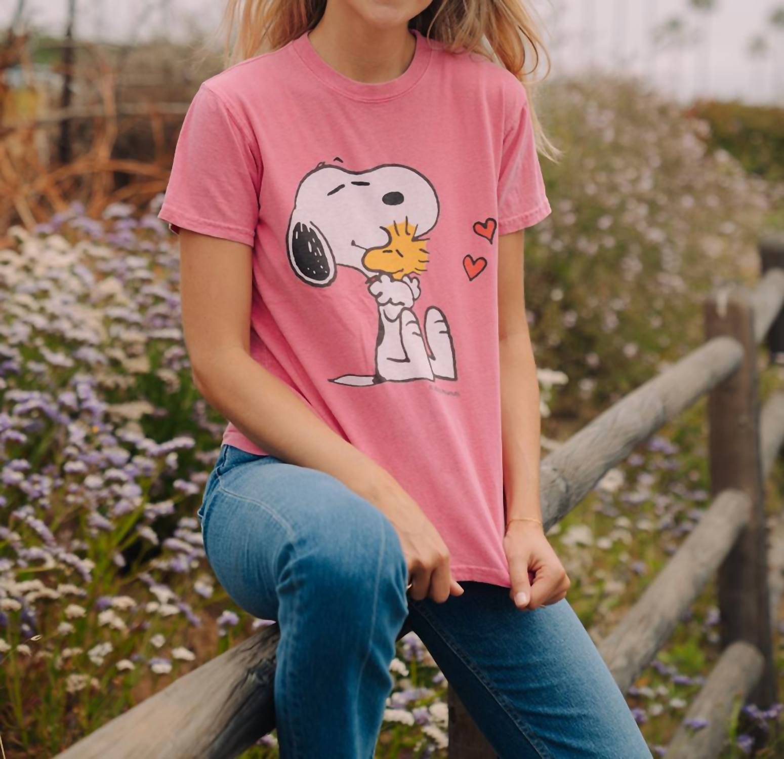 

Футболка Peanuts Bffs розовая People of Leisure