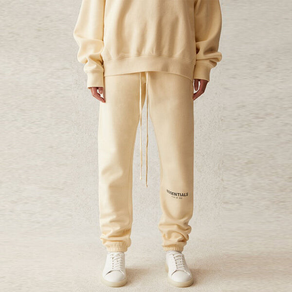 Спортивные штаны Fear of God Essentials SS21 Sweatpant Buttercream, бежевый — фото 3