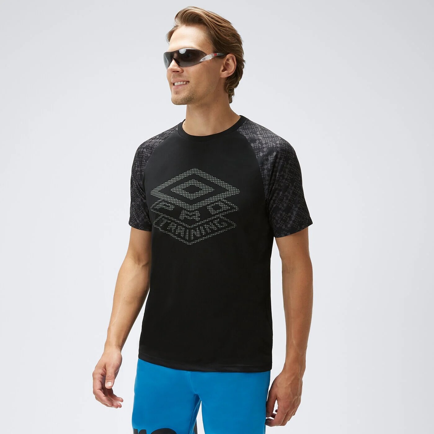

Футболка Umbro Pro Training Active, черный