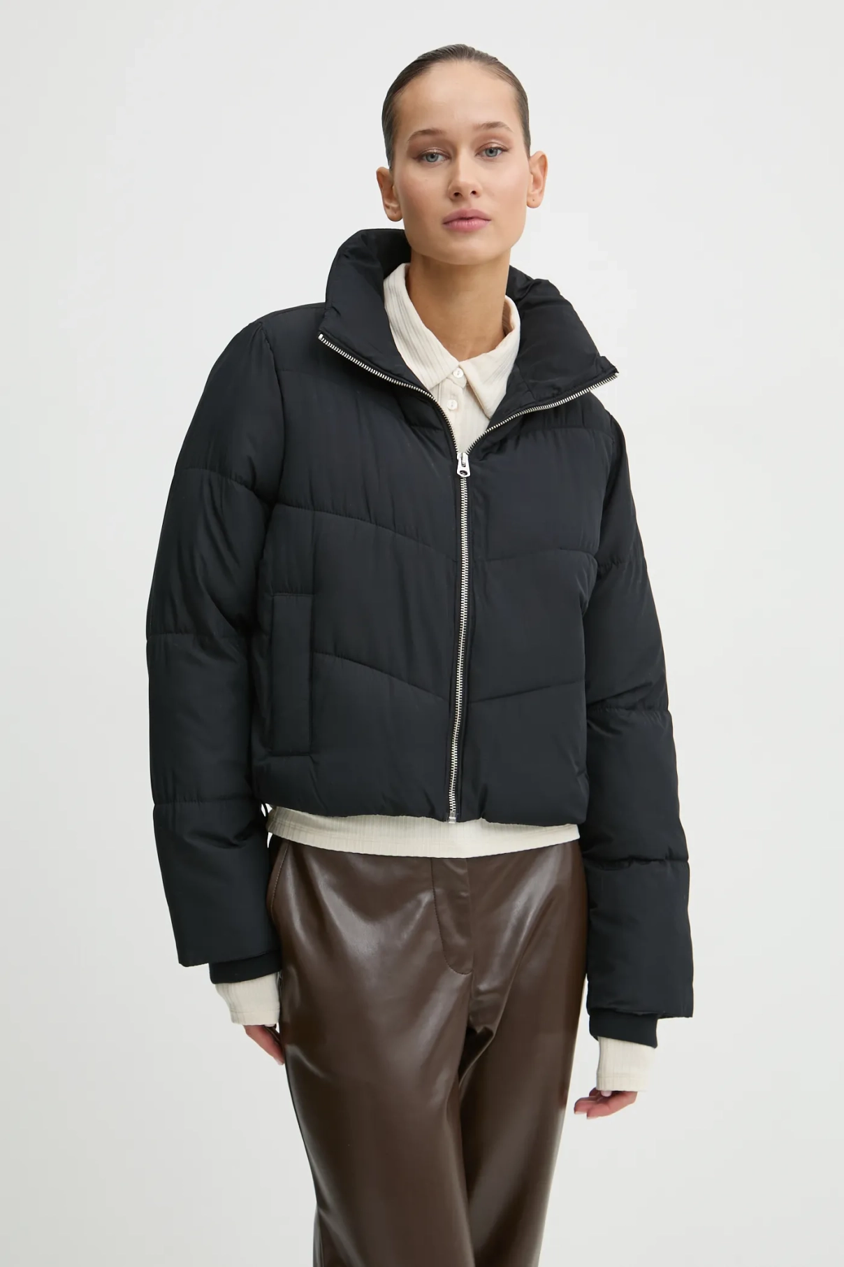 

Куртка Hollister Co., черный