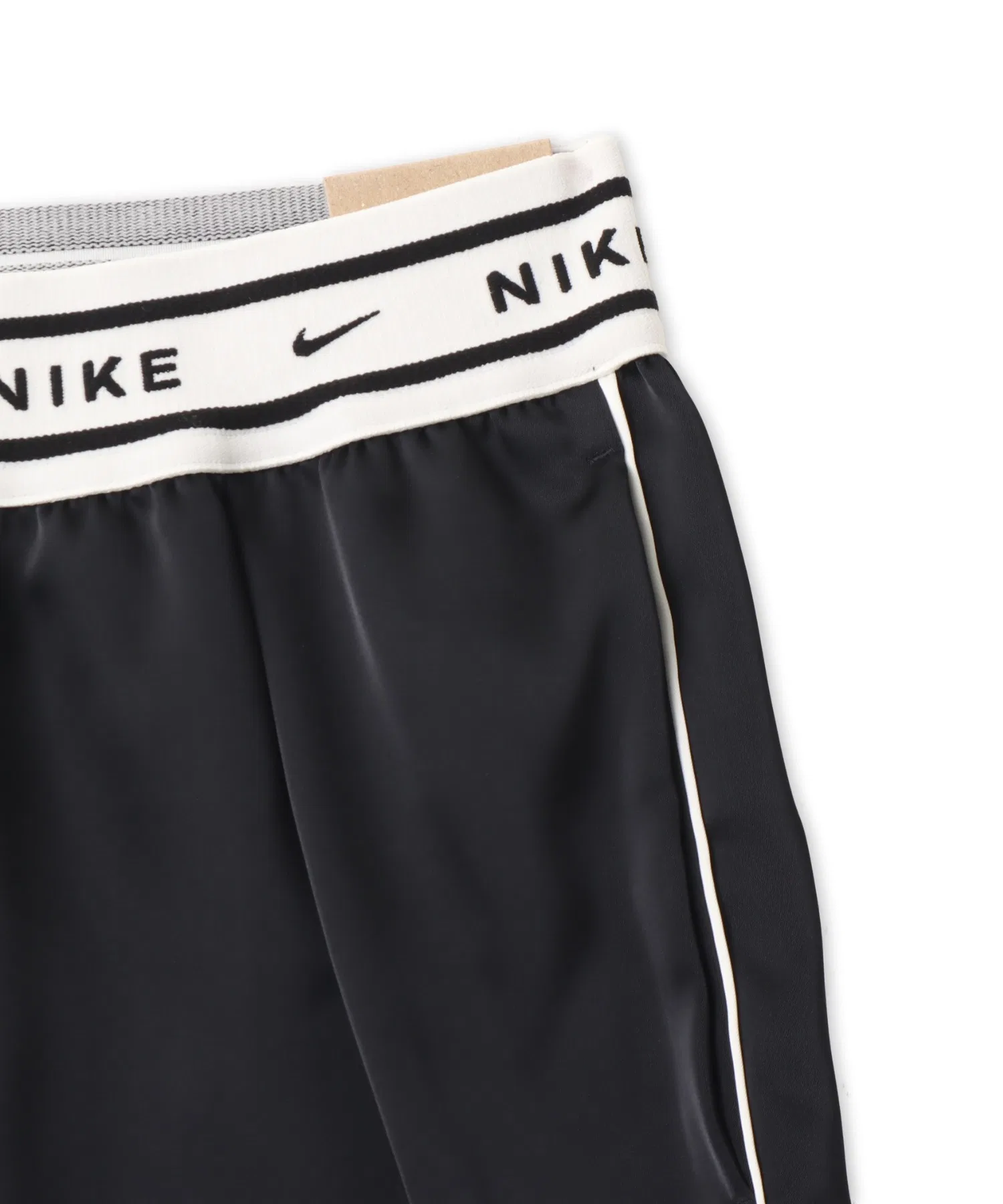 Женские шорты NIKE NSW OFFLN WVN STN чёрные — фото 2