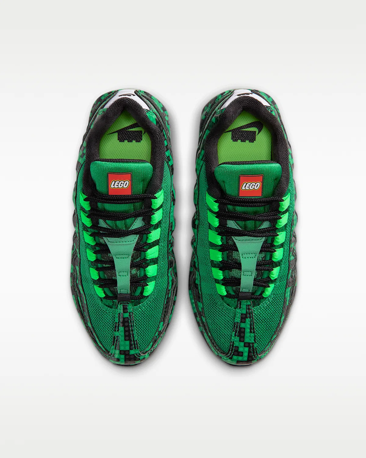 Детские кроссовки Nike Air Max 95 x LEGO® Collection, Lucky Green/Black/Green Strike/Metallic Silver — фото 4