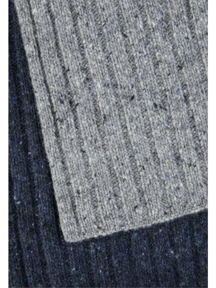 

Шарф Camel Active