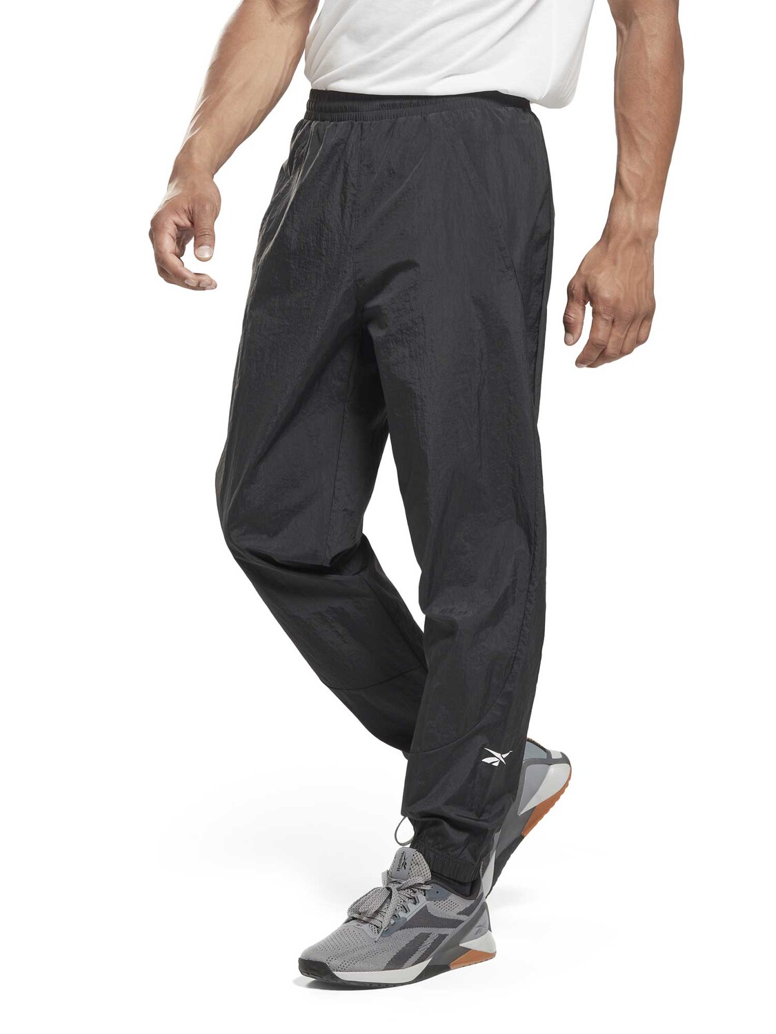 

Спортивные брюки Reebok Training Woven Performance, черный