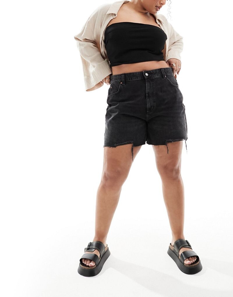 

Черные джинсовые шорты ASOS DESIGN Curve