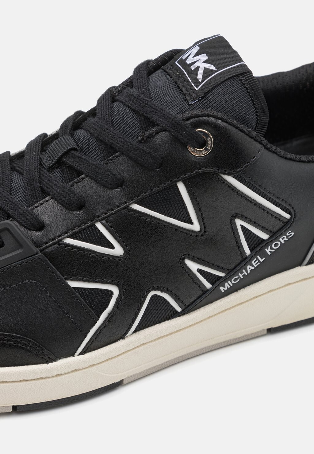

Кроссовки на шнуровке REBEL LACE UP Michael Kors, черный
