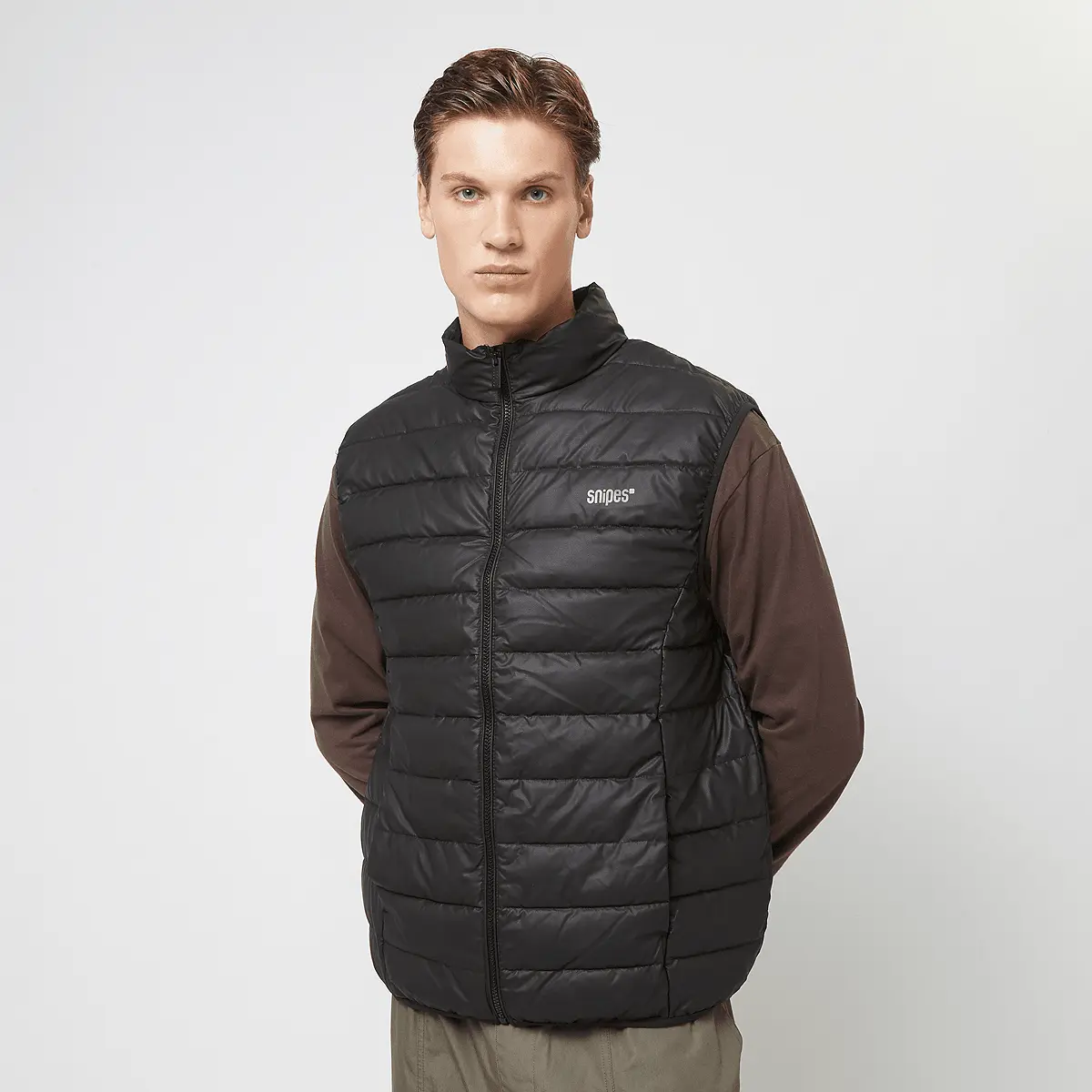 

Куртка SNIPES Small Logo PU Light Puffer Vest, черный