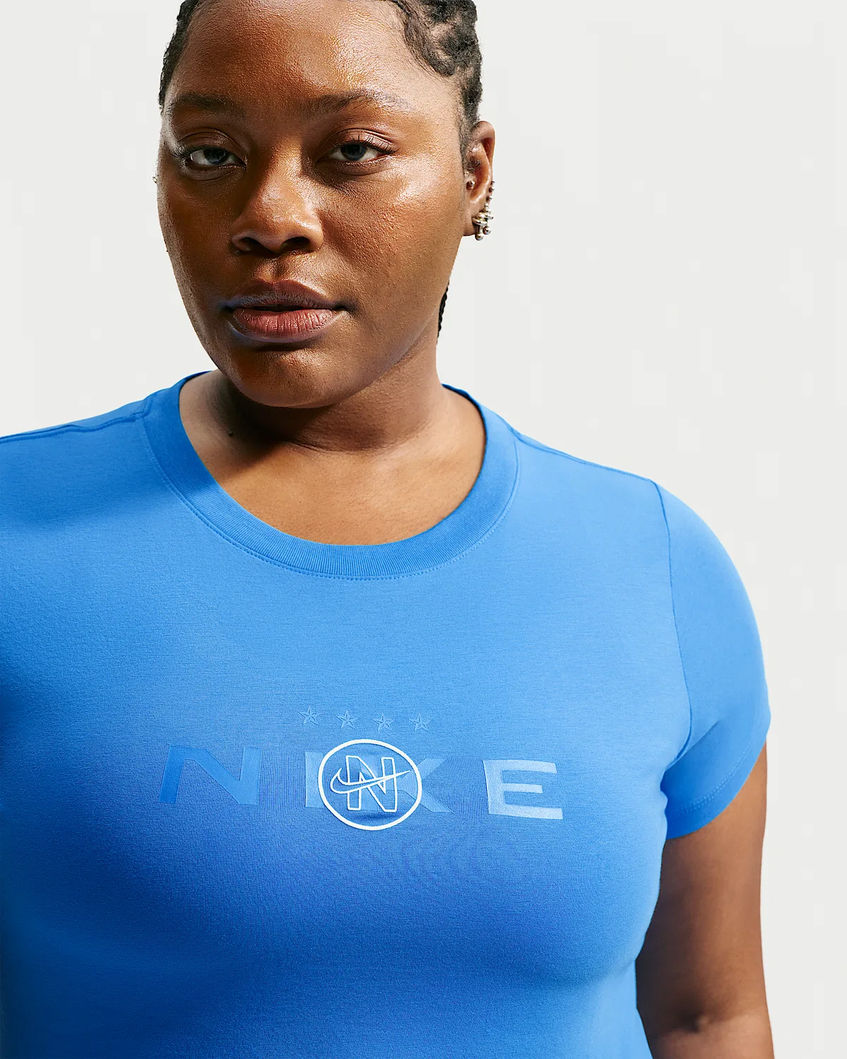 Женская укороченная футболка Slim (Plus Size) Nike Sportswear Chill Knit, Light Photo Blue/Chalk — фото 3