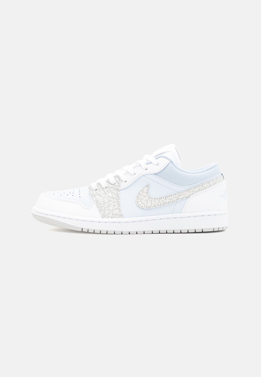 

Кроссовки AIR JORDAN 1 LOW SE UNISEX, светло-голубой