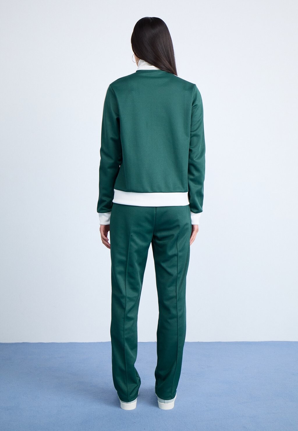 

Спортивные брюки Beckenbauer Tp adidas Originals, минерально-зеленый