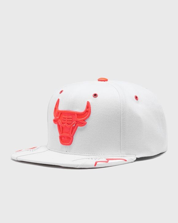 

Бейсболка Mitchell & Ness Nba Day 6 Snapback Chicago Bulls, белый