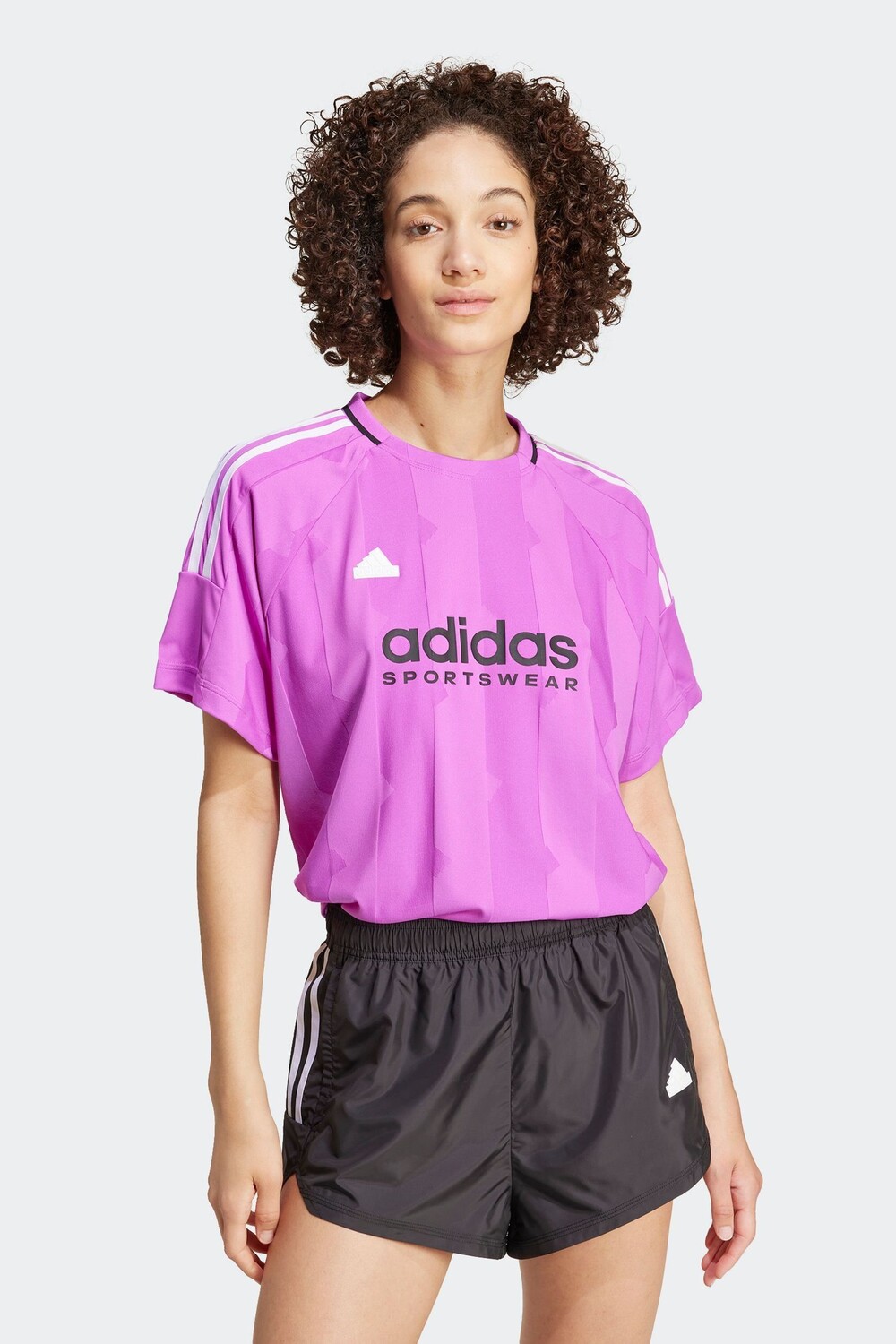 

Футболка бойфренда Tiro Adidas, фиолетовый