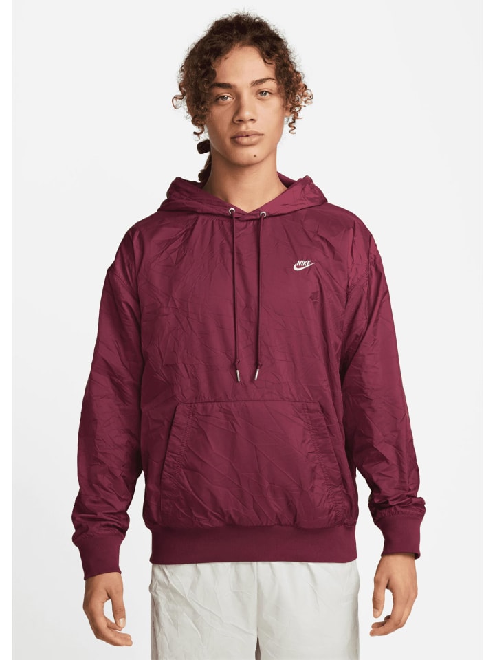 

Ветровка Nike, цвет dark beetroot/coconut milk