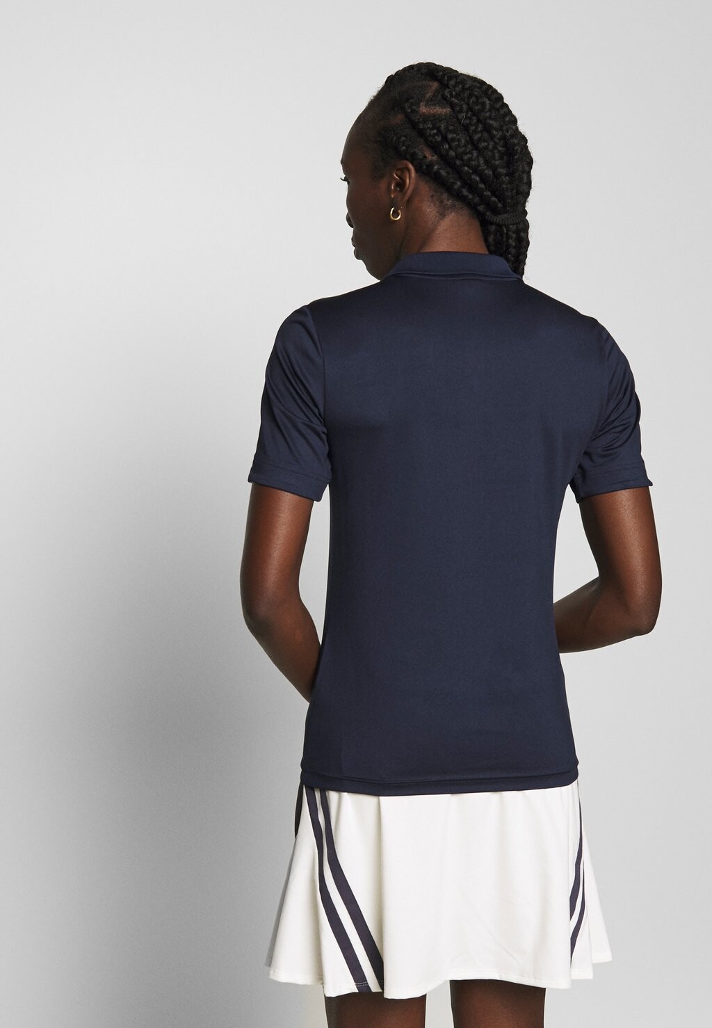 Футболка спортивная Lacoste, поло, быстросохнущая, однотонная — фото 3
