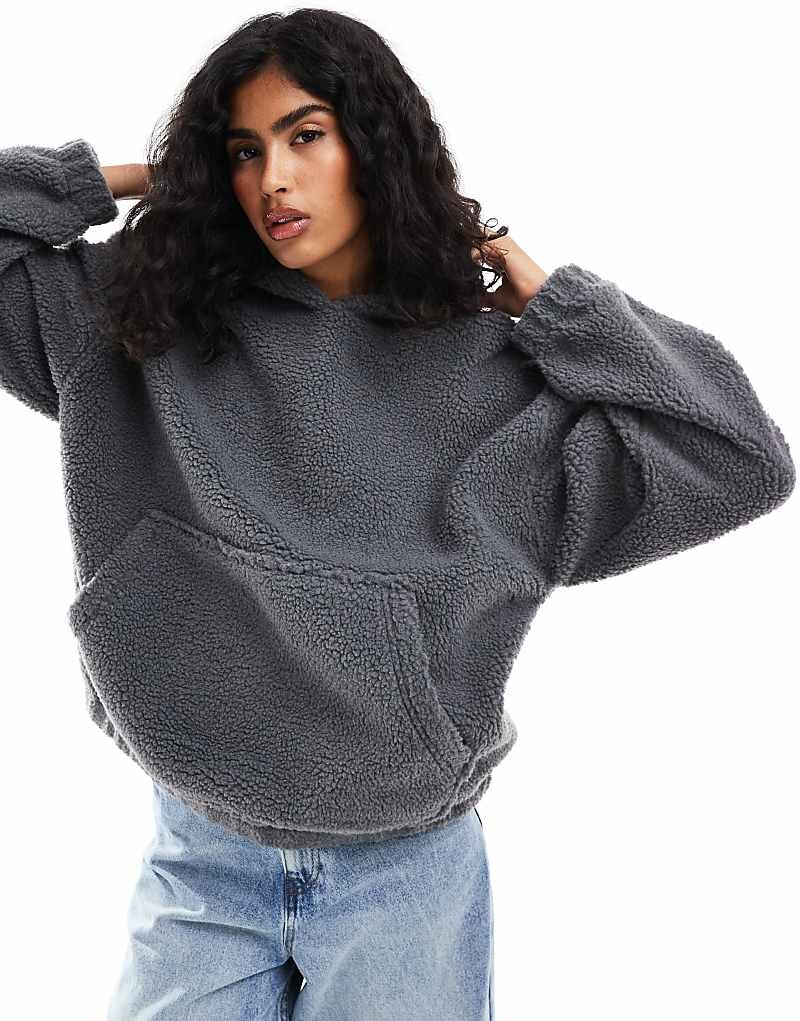 

Антрацитовое объемное меховое худи ASOS DESIGN