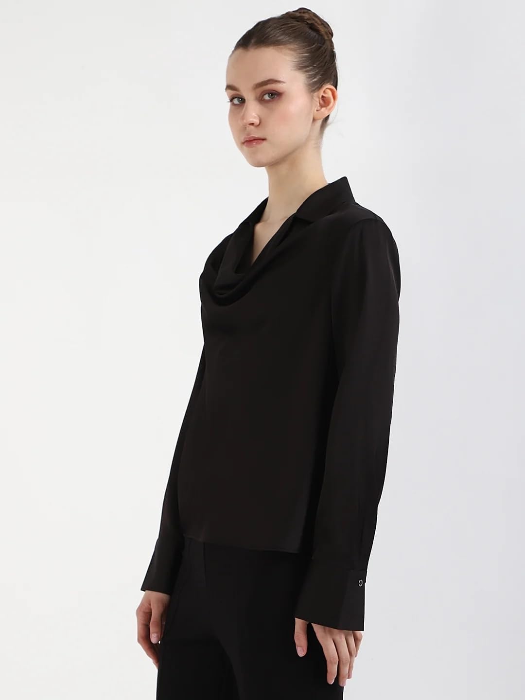 Женская блузка Calvin Klein Jeans с длинным рукавом и драпированным воротником, Black — фото 3