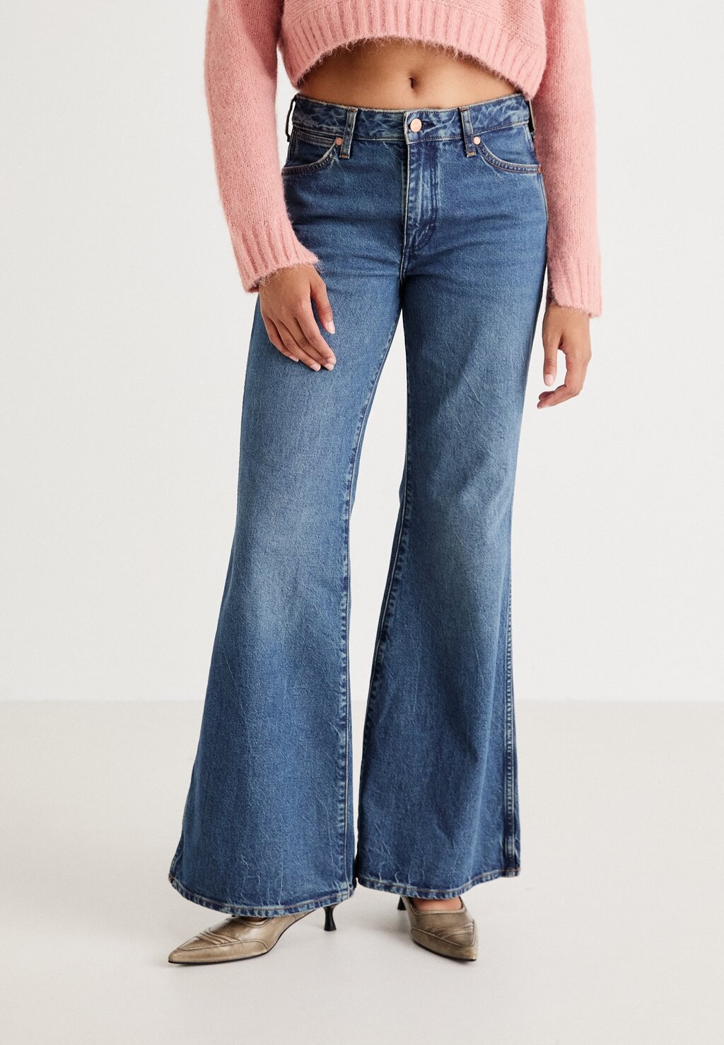 

Джинсы Bootcut WANDERER Wrangler, синий деним