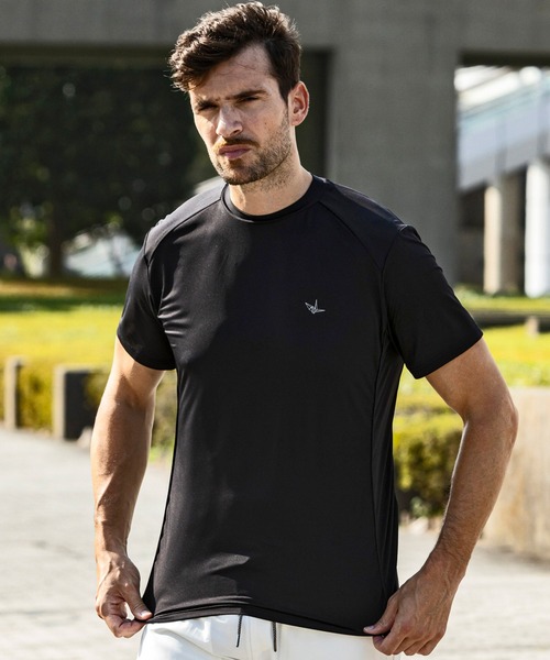 

1PIU1UGUALE3 RELAX Футболка с коротким рукавом, влагоотводящая, быстросохнущая, дышащая, Relax, черный