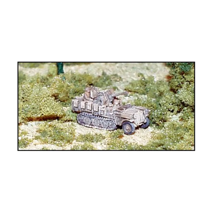 

ЗСУ SdKfz 10/4 20 мм, WWII Micro Armour - Germany - Self Propelled and Towed Flak Guns (1:285)