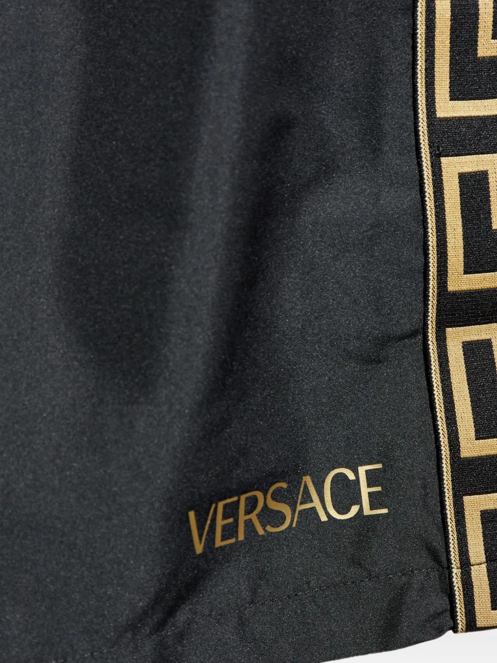 Плавки-шорты с кулиской и логотипом Versace, черный — фото 4