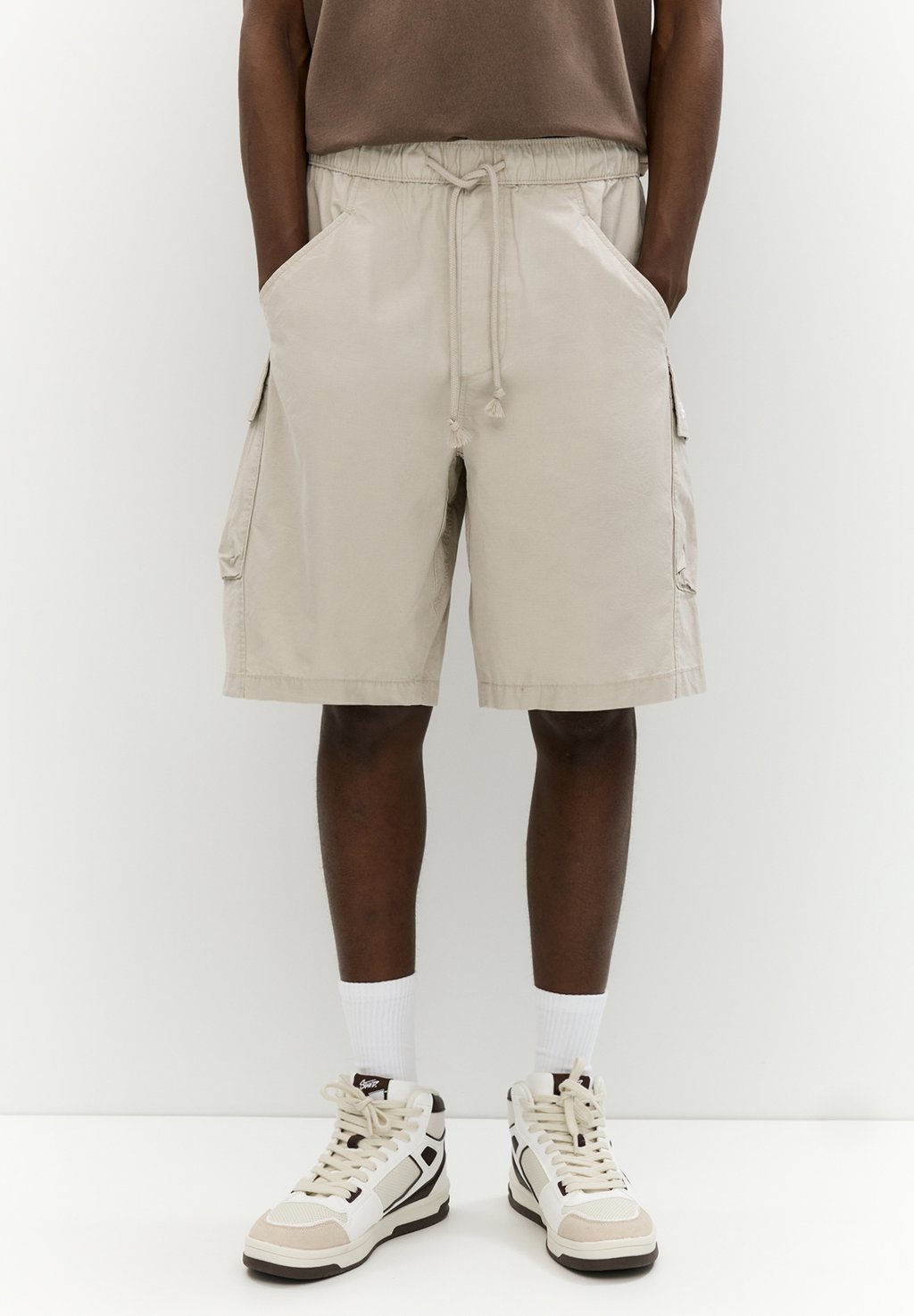 

Шорты PULL&BEAR, бежевый