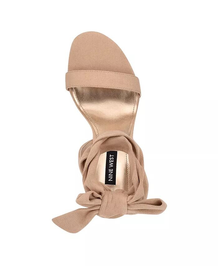 Женские классические босоножки Kelsie на каблуке с запахом до щиколотки Nine West, бежевый — фото 4