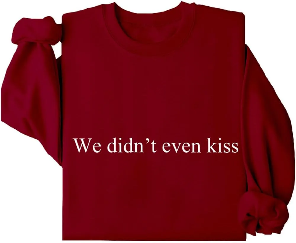 

Свитшот We Didn't Even Kiss с длинным рукавом Kzggs