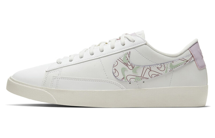 

Кроссовки Nike Blazer Low Valentine's Day Women's