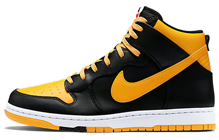 

Кроссовки Nike Dunk Cmft University Gold/Black-White