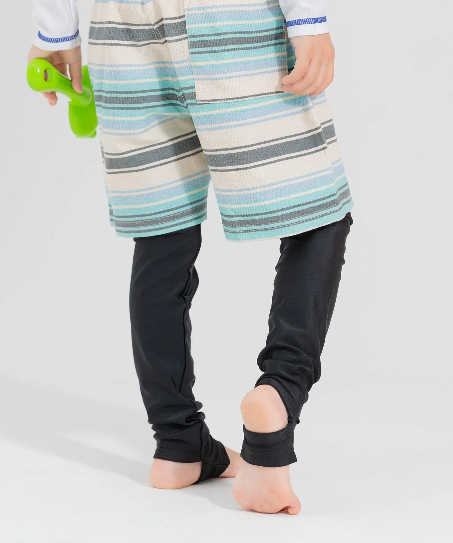 Детские спортивные леггинсы-стринги, однотонные. Chil2, black