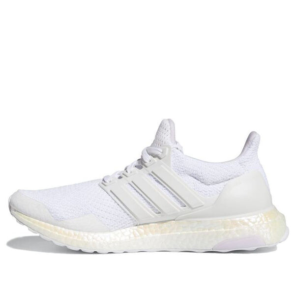 

Кроссовки ультрабуст Adidas, белый
