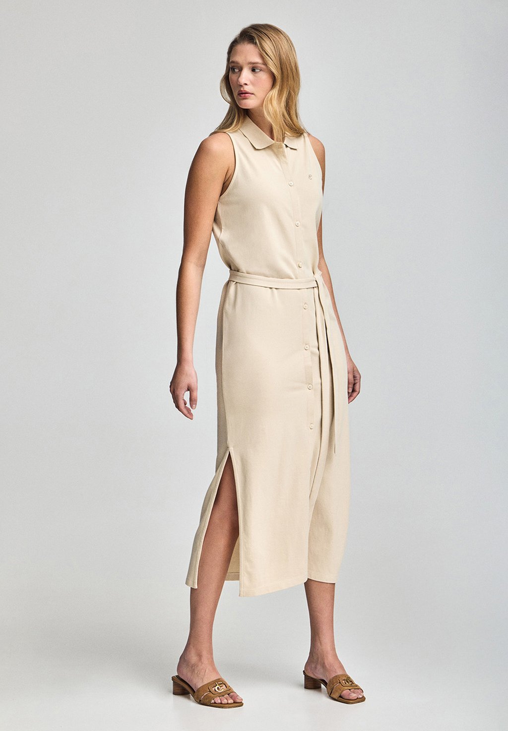

Платье-рубашка BUTTONED SLEEVELESS ELOWEN Polo Club, бежевый