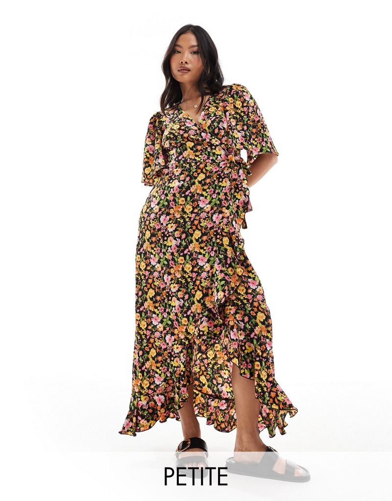 

Темное платье макси с запахом спереди Vero Moda Petite с цветочным принтом