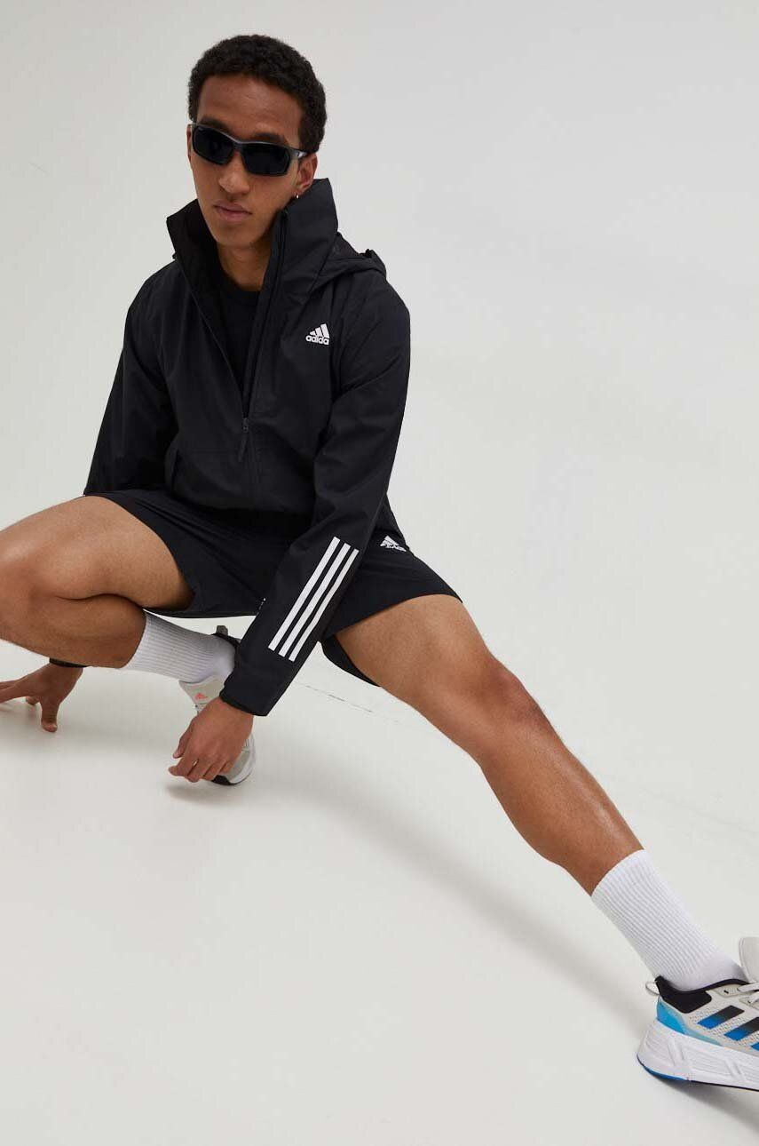 

Куртка adidas, черный