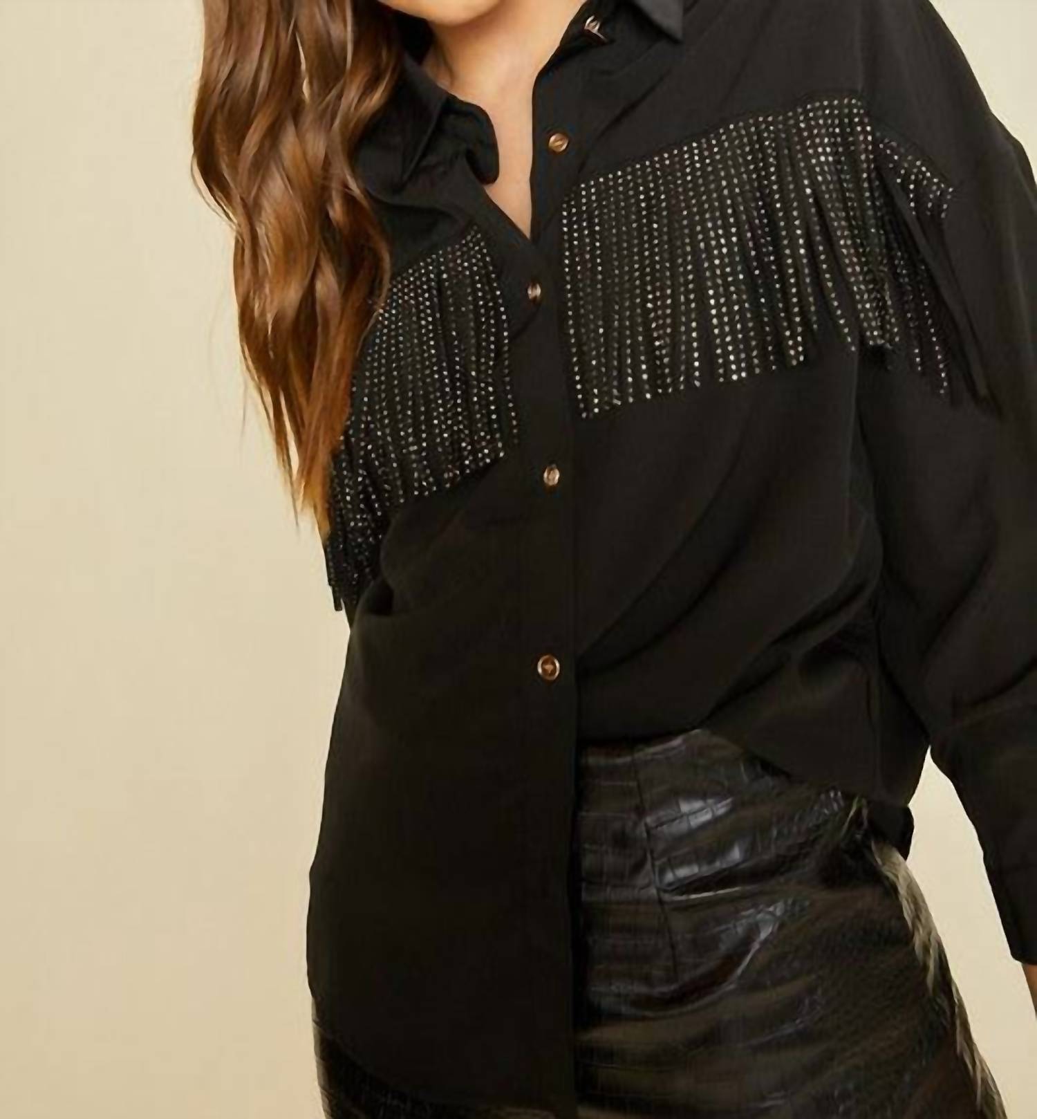 

Блузка с бахромой и стразами в черном цвете AnnieWear