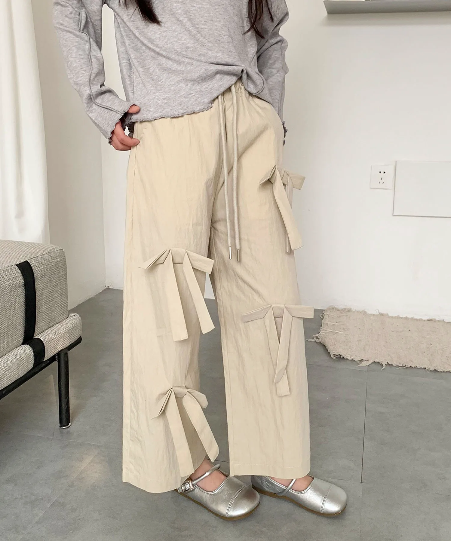 Детские широкие штаны с передней лентой Aimoha Kids, off white — фото 4