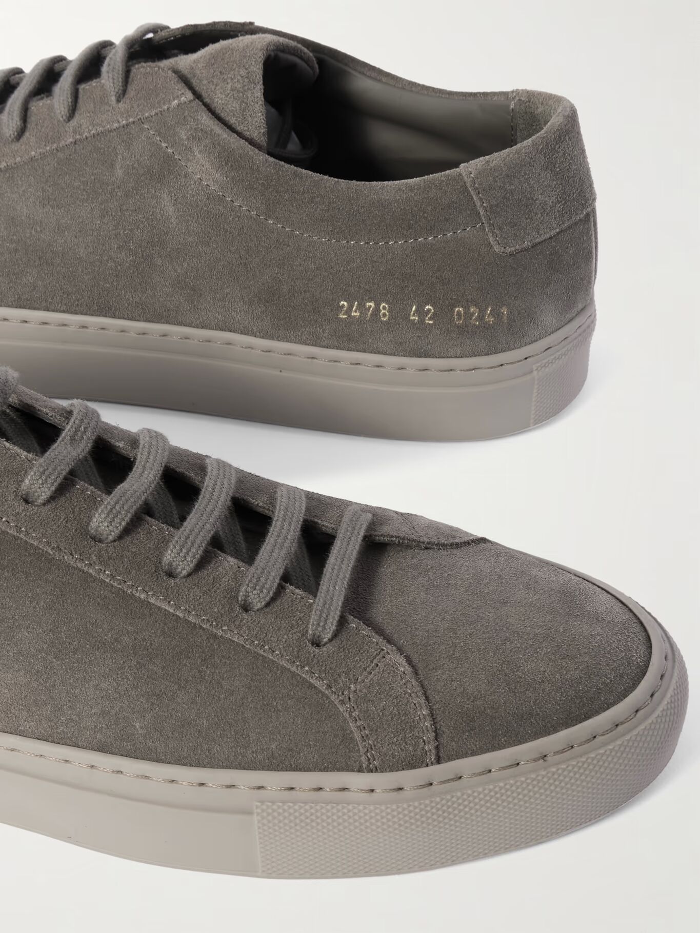

Кроссовки Achilles Suede COMMON PROJECTS, серо-коричневый
