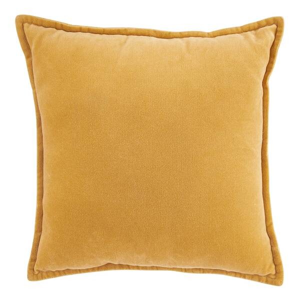 

Декоративная подушка BUTLERS COTTON VELVET, 45x45x60 см, желтый