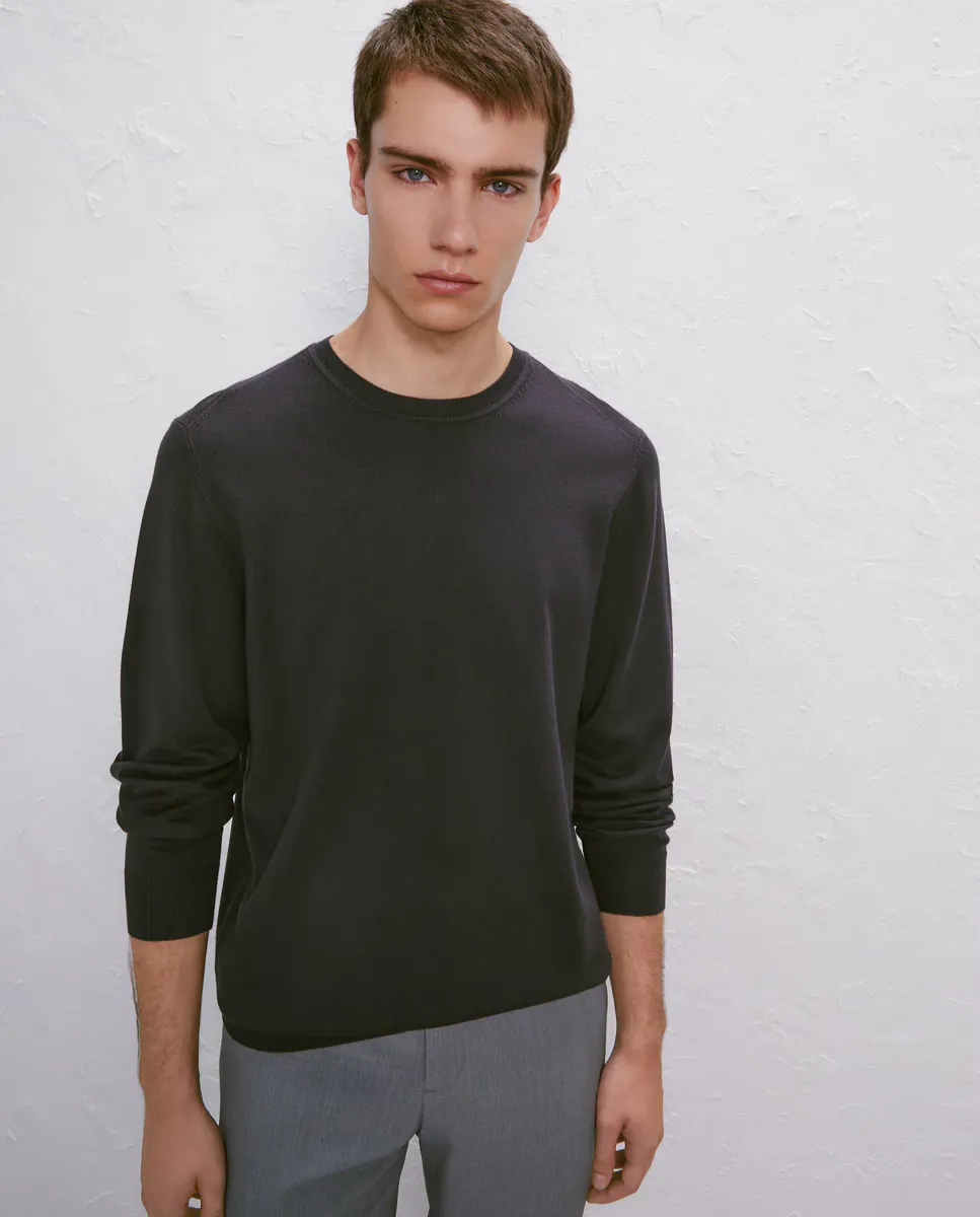 

Мужской свитер однотонной вязки Easy Wear, темно-серый