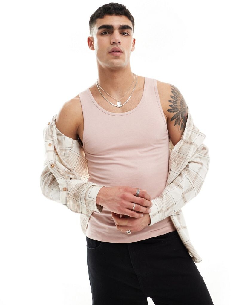 

Розовый облегающий жилет ASOS DESIGN