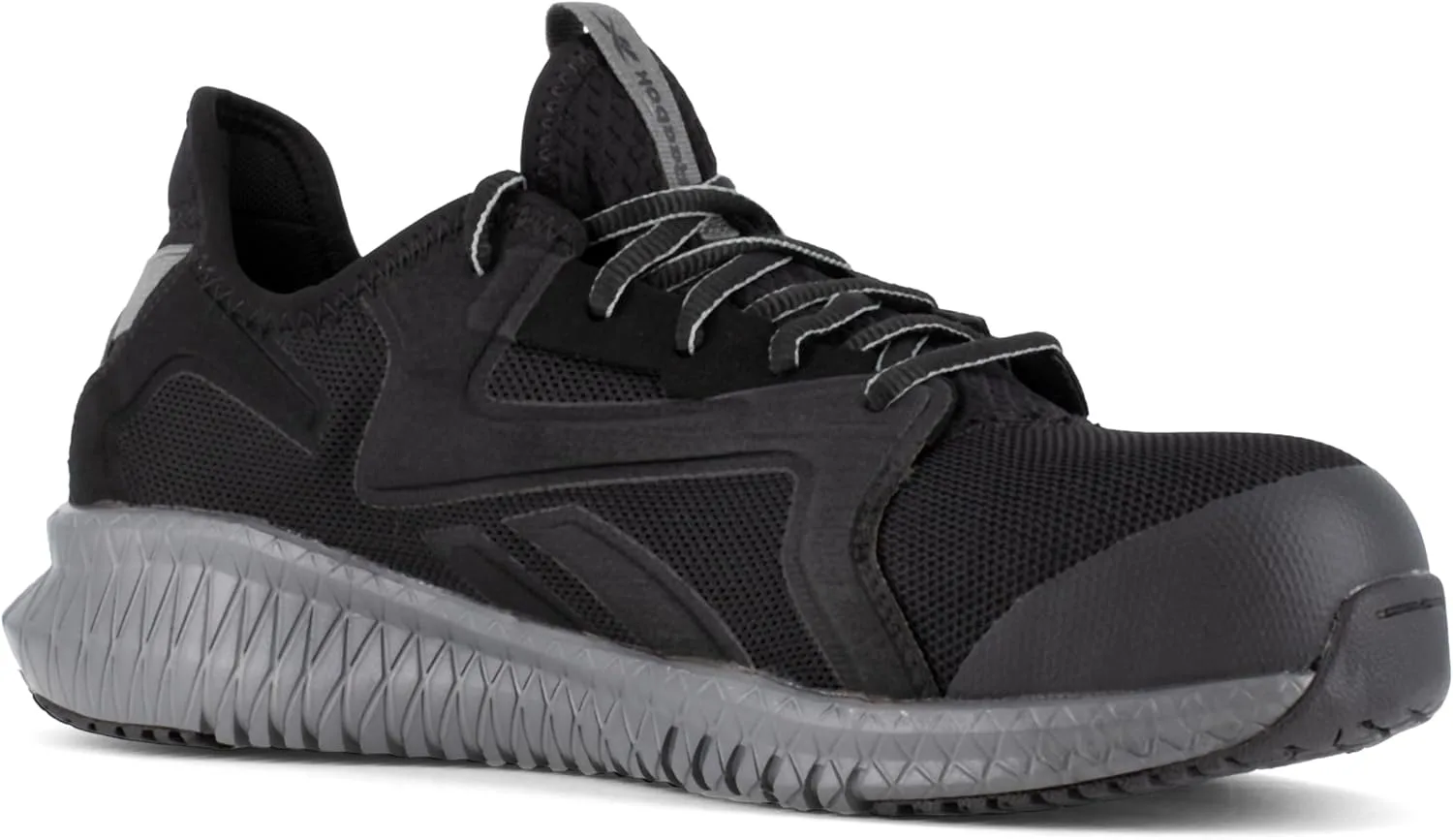 Мужские кроссовки Reebok Work Flexagon 3.0 имеют защитный носок салатового цвета