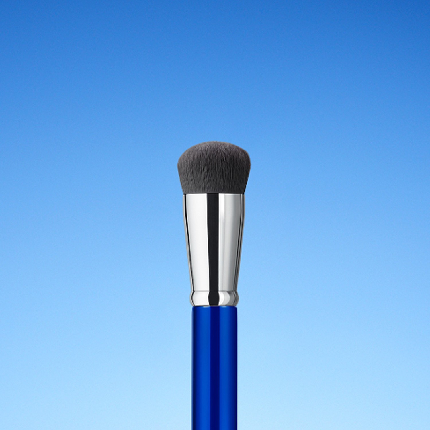Кисть для лица liquid foundation brush La Prairie, количество 1 шт. — фото 2