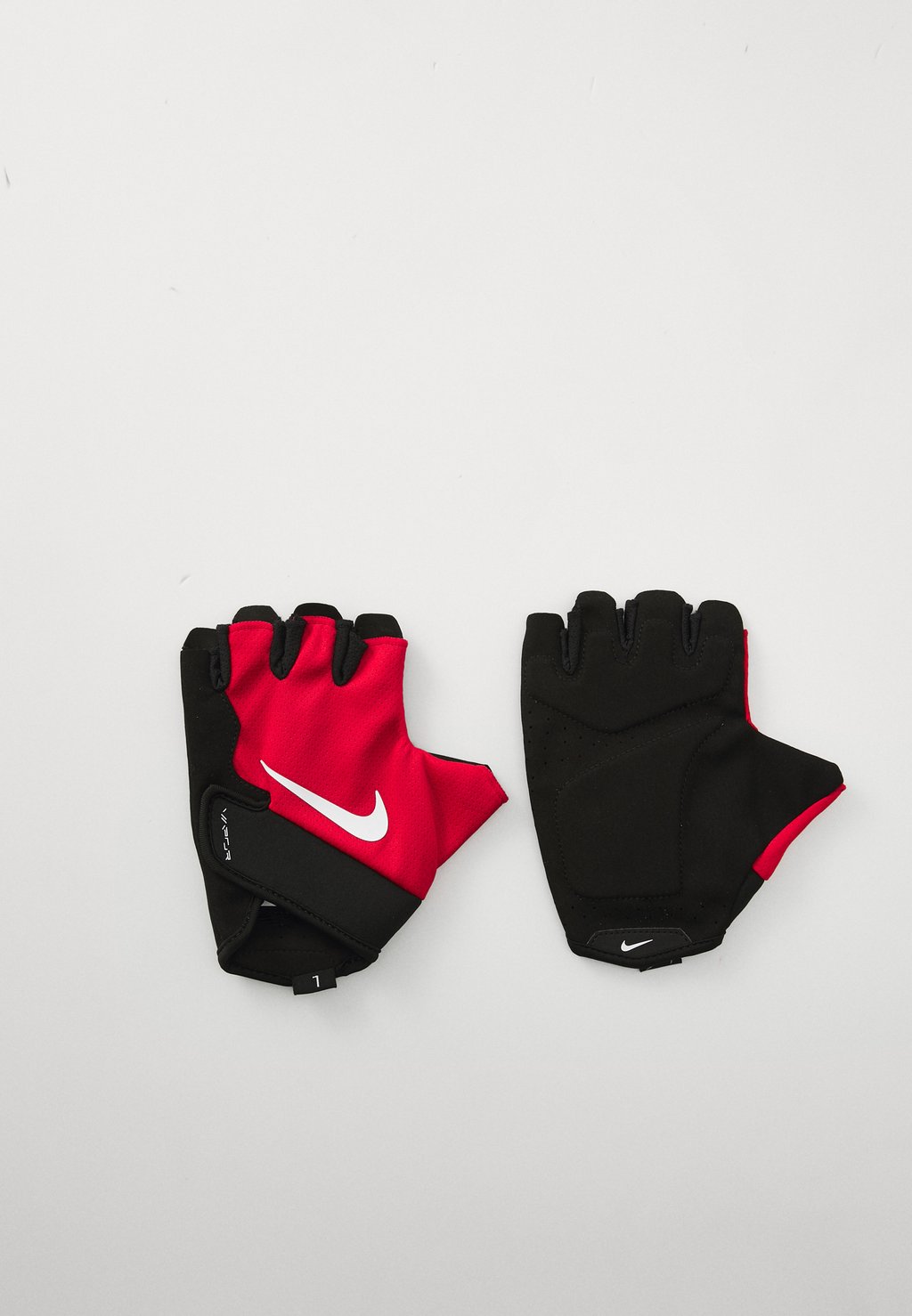 

Перчатки без пальцев M VAPOR FG Nike Performance, красный