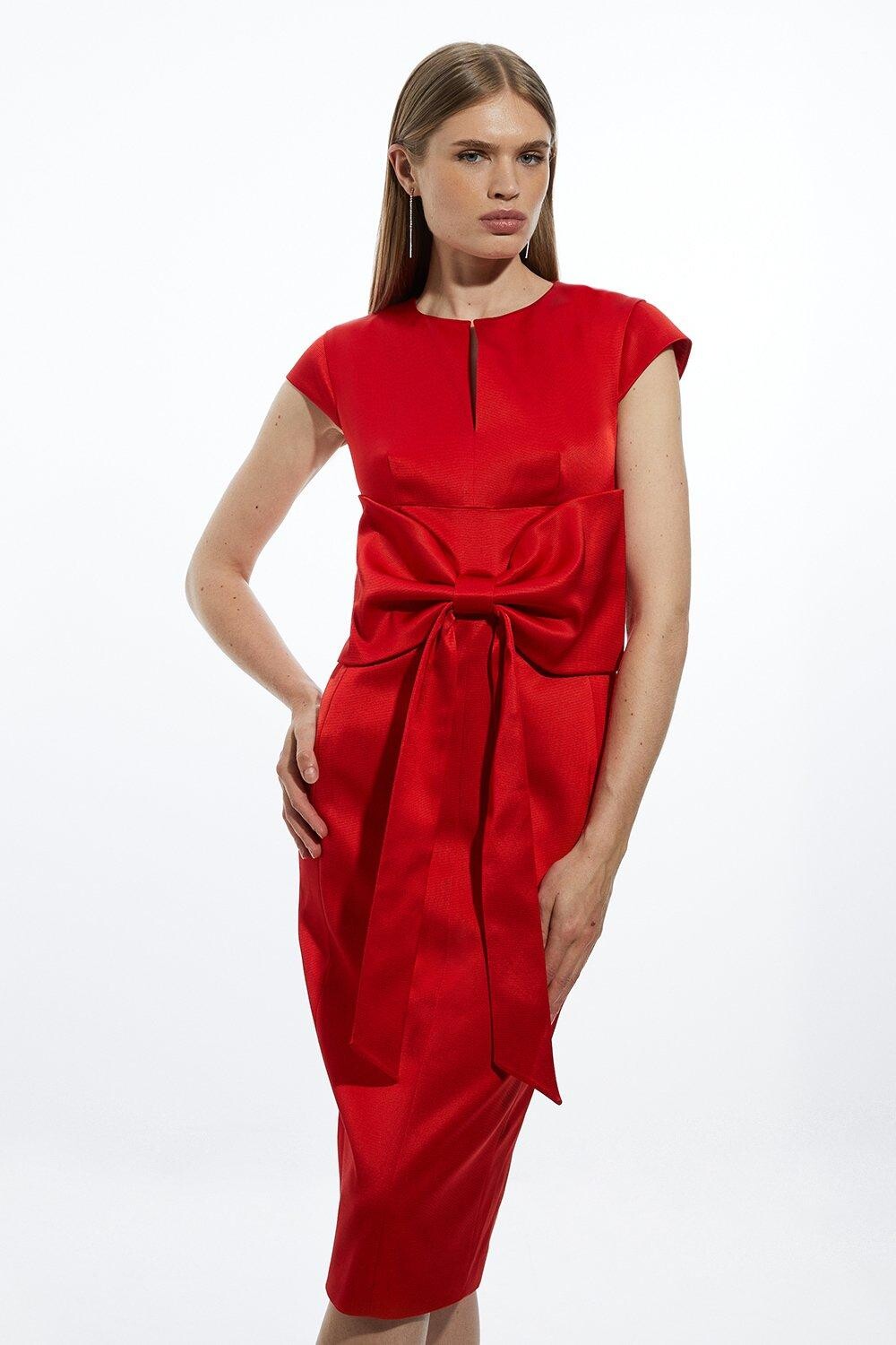 

Приталенное атласное платье миди с бантом и короткими рукавами Karen Millen, красный